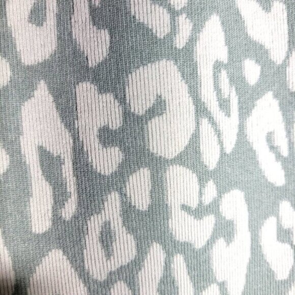 NEW Sweaty Betty leopard animal jacquard base layer legging green  white 4 XS - Picture 6 of 9